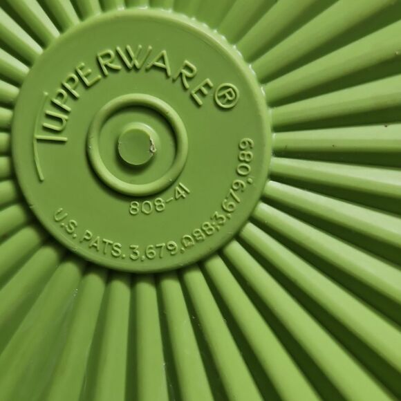 Vintage Tupperware lids  - Picture 9 of 9